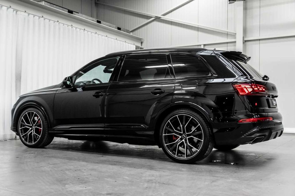 Audi Q7 60 TFSIe Quattro S-Line