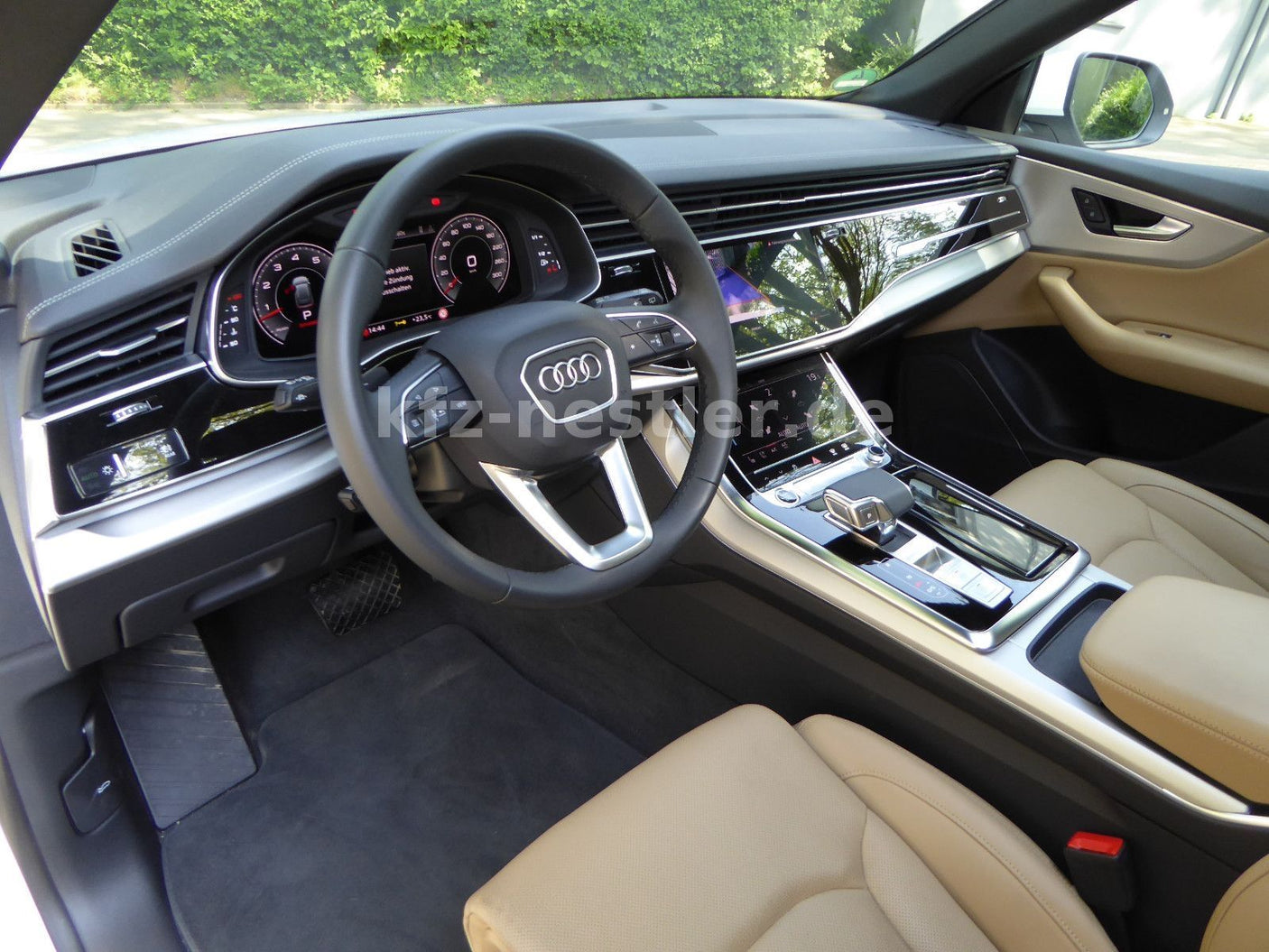 Audi Q8 55 TFSI S Line