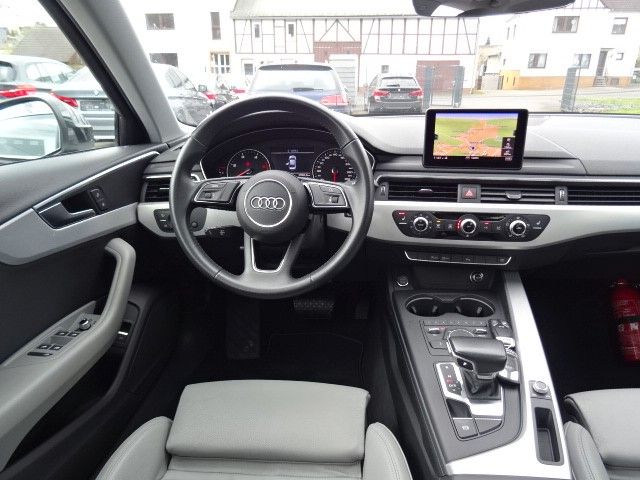 Audi A4 2.0 TDI S-line