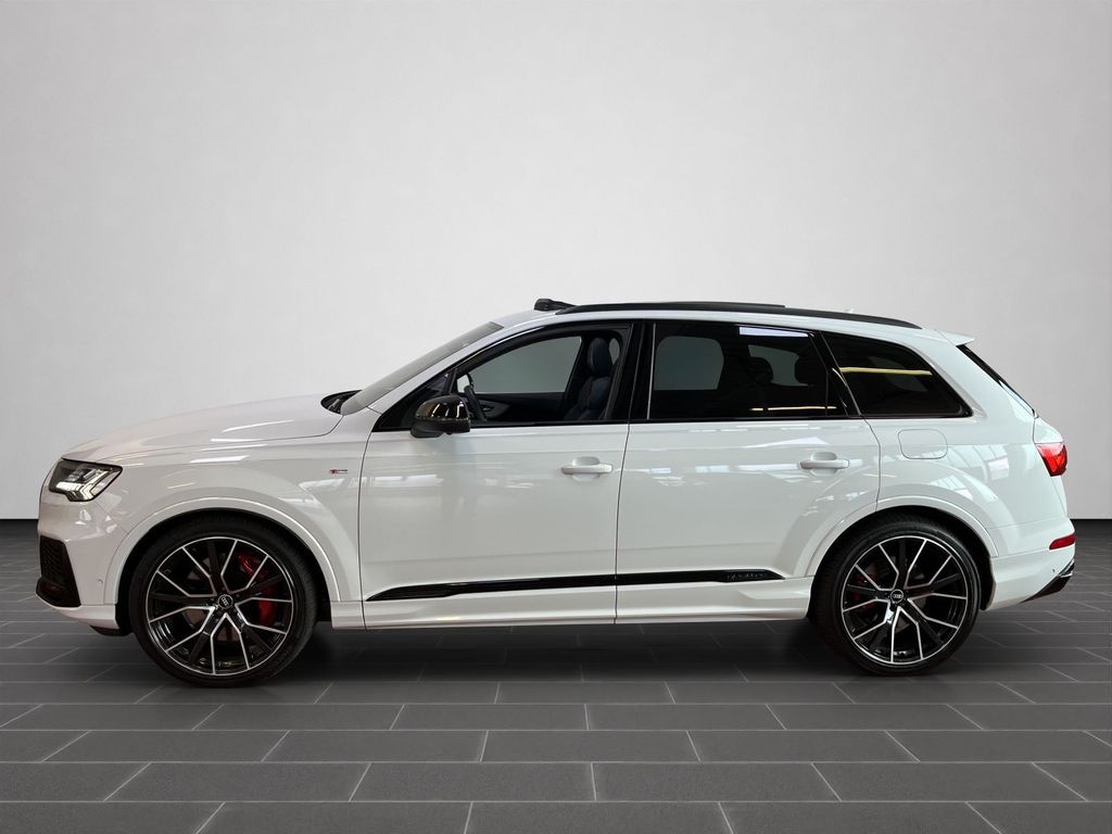 Audi Q7 SUV S-line 55 TFSIe Quattro