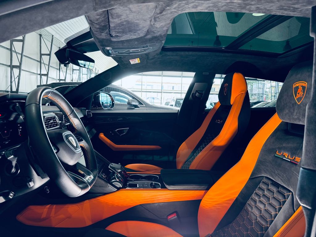 Lamborghini Urus 4.0 V8