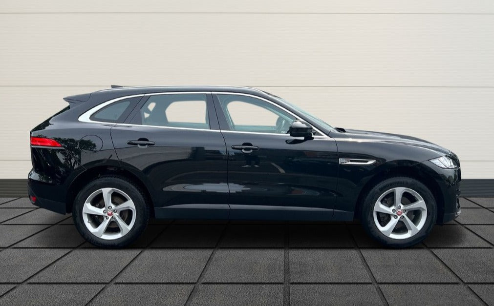 Jaguar F-Pace 20d Portfolio