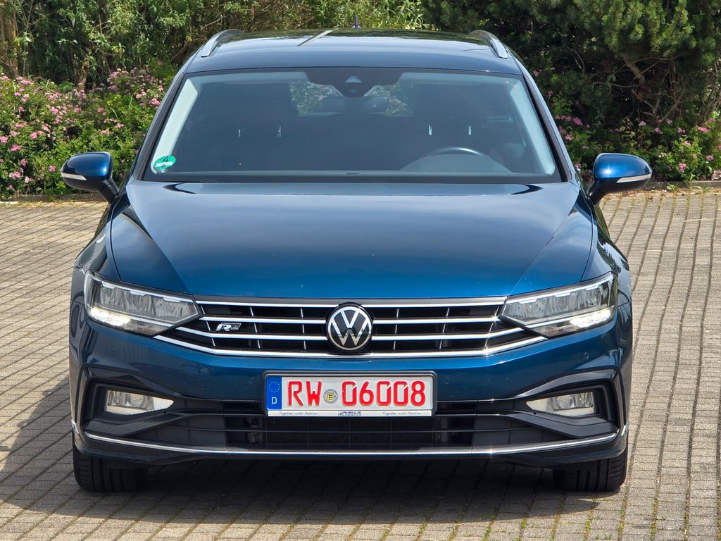 Volkswagen Passat 2.0 TDI R-LINE