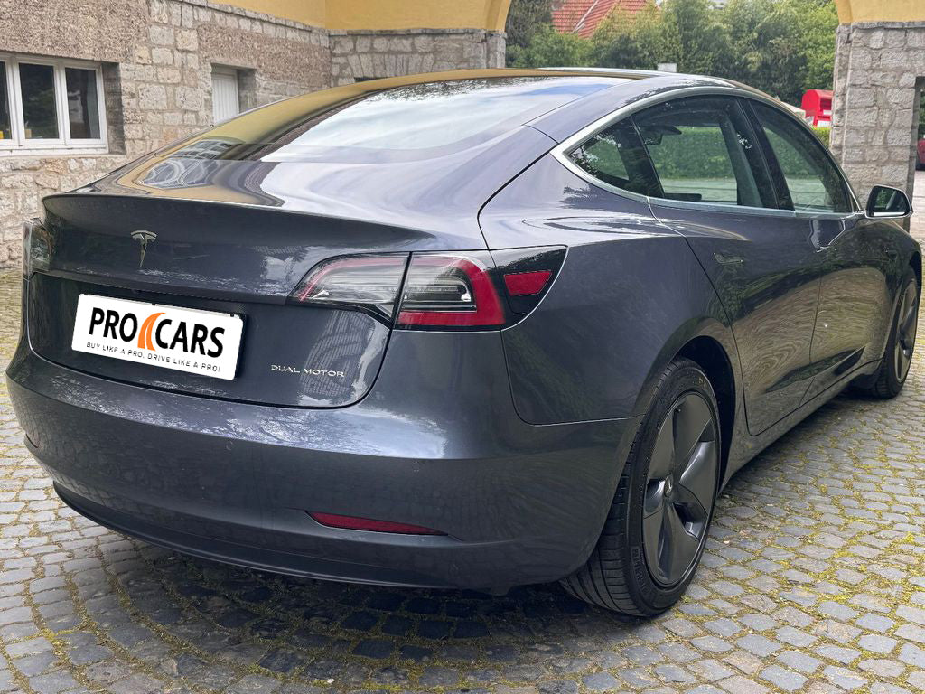 Tesla Model 3 Long Range Dual AWD