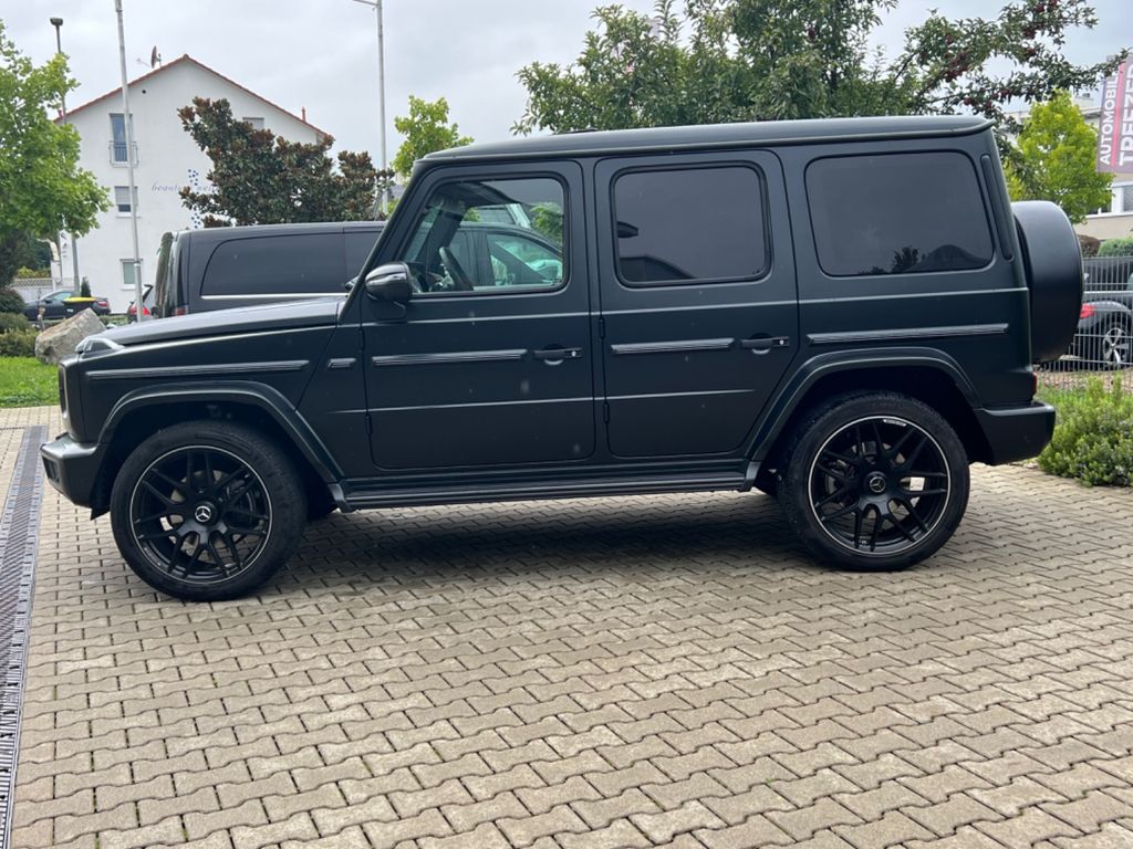 Mercedes-Benz G 400 AMG