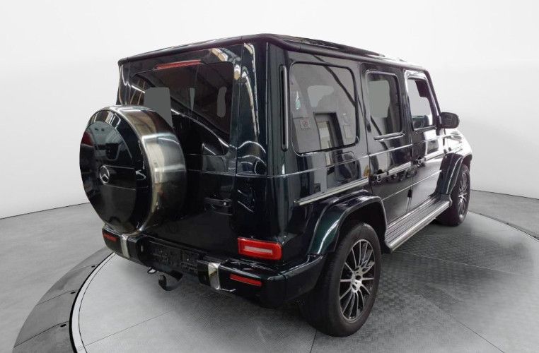 Mercedes-Benz G500