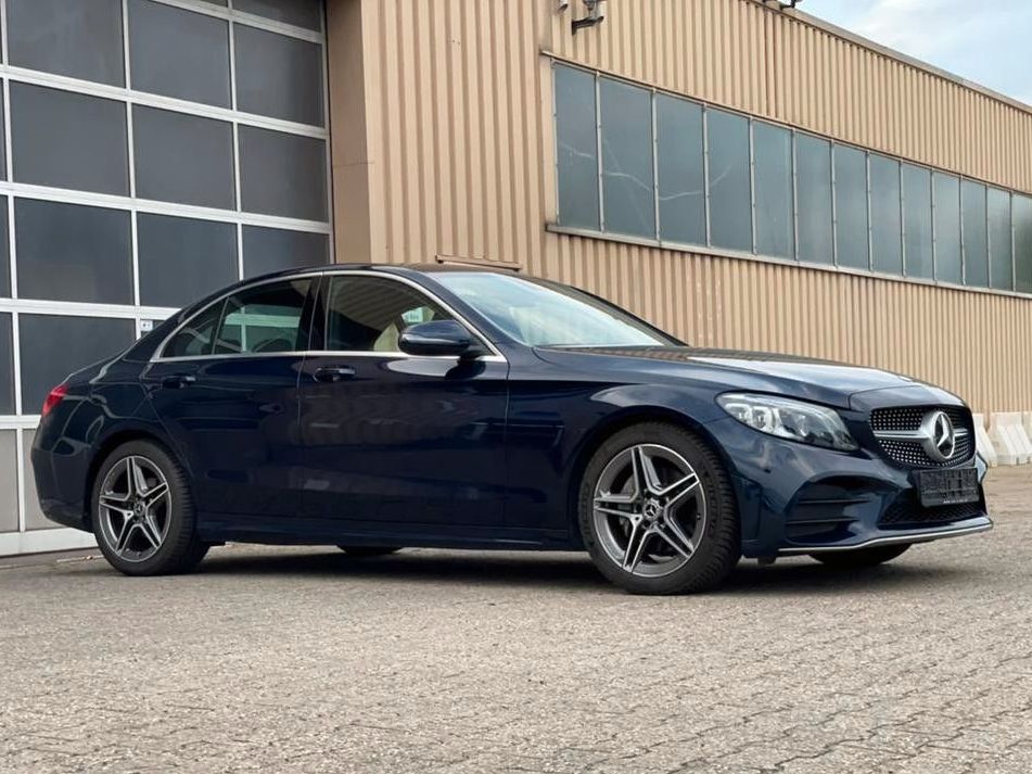 Mercedes-Benz C 220d AMG