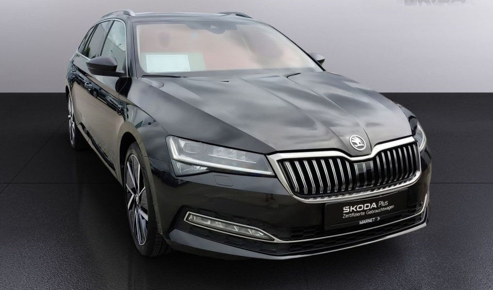 Skoda Superb Combi 2.0 TDI DSG