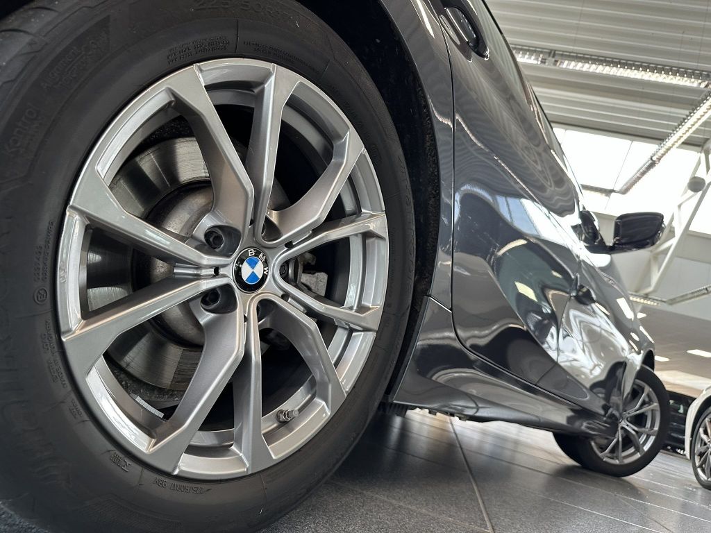 BMW 330e xDrive Sport Line