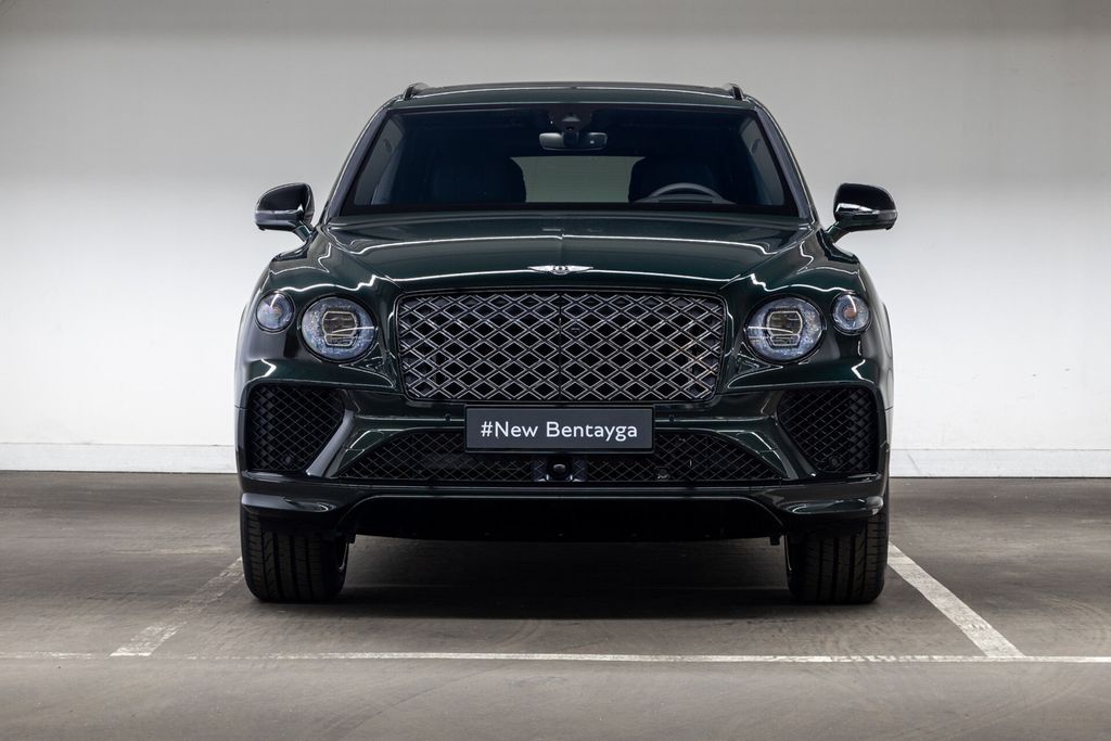 Bentley Bentayga EWB Mulliner