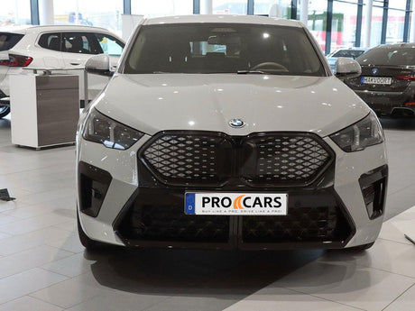 BMW iX2 xDrive30