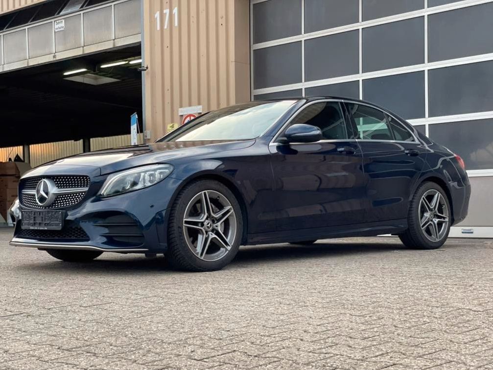 Mercedes-Benz C 220d AMG