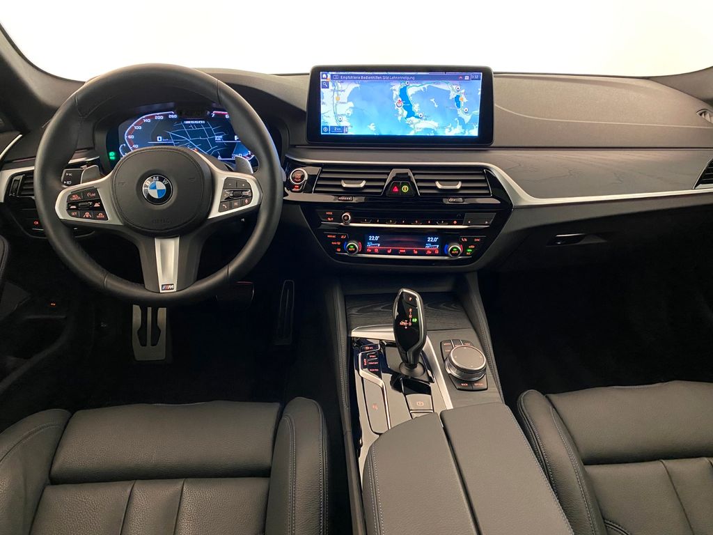 BMW M550i xDrive Limousine