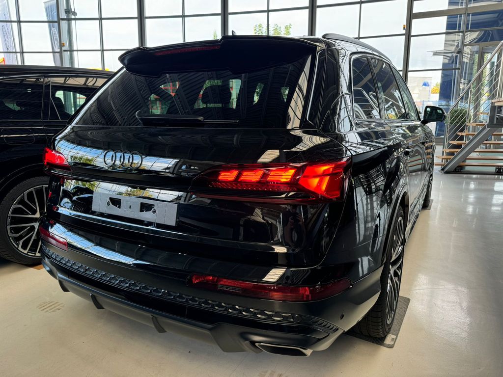 Audi Q7 50 TDI Quattro S-line 7Seats