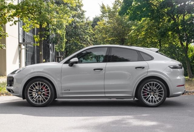 Porsche Cayenne GTS Coupe Sport