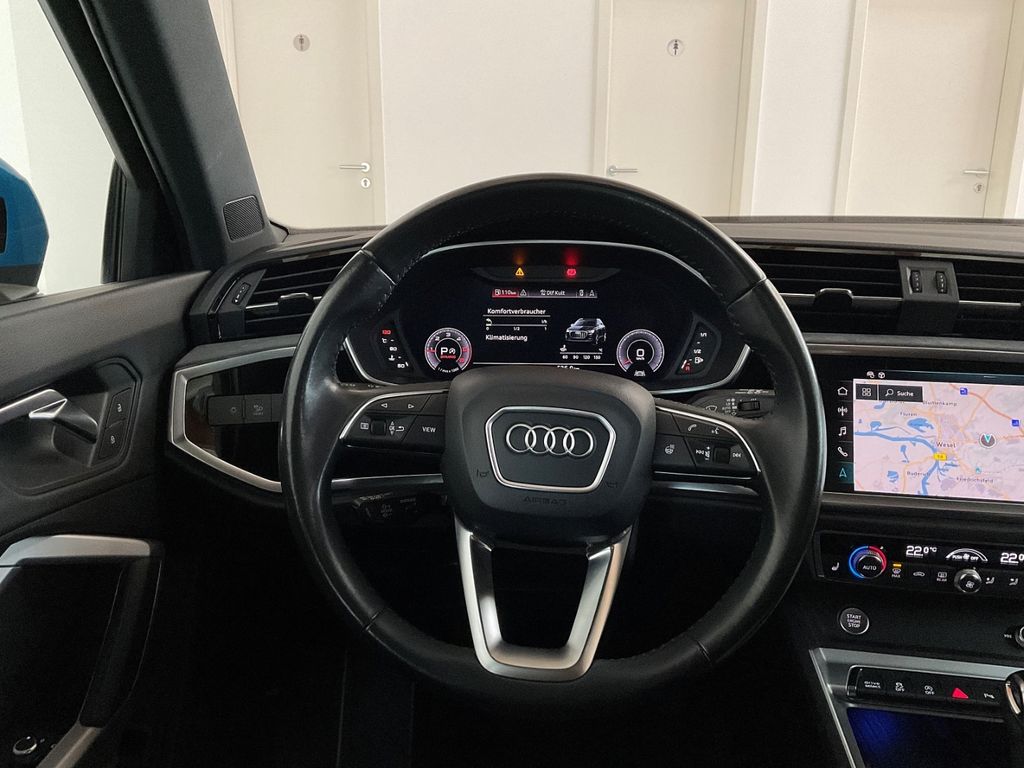 Audi Q3 35 TDI S-line Matrix