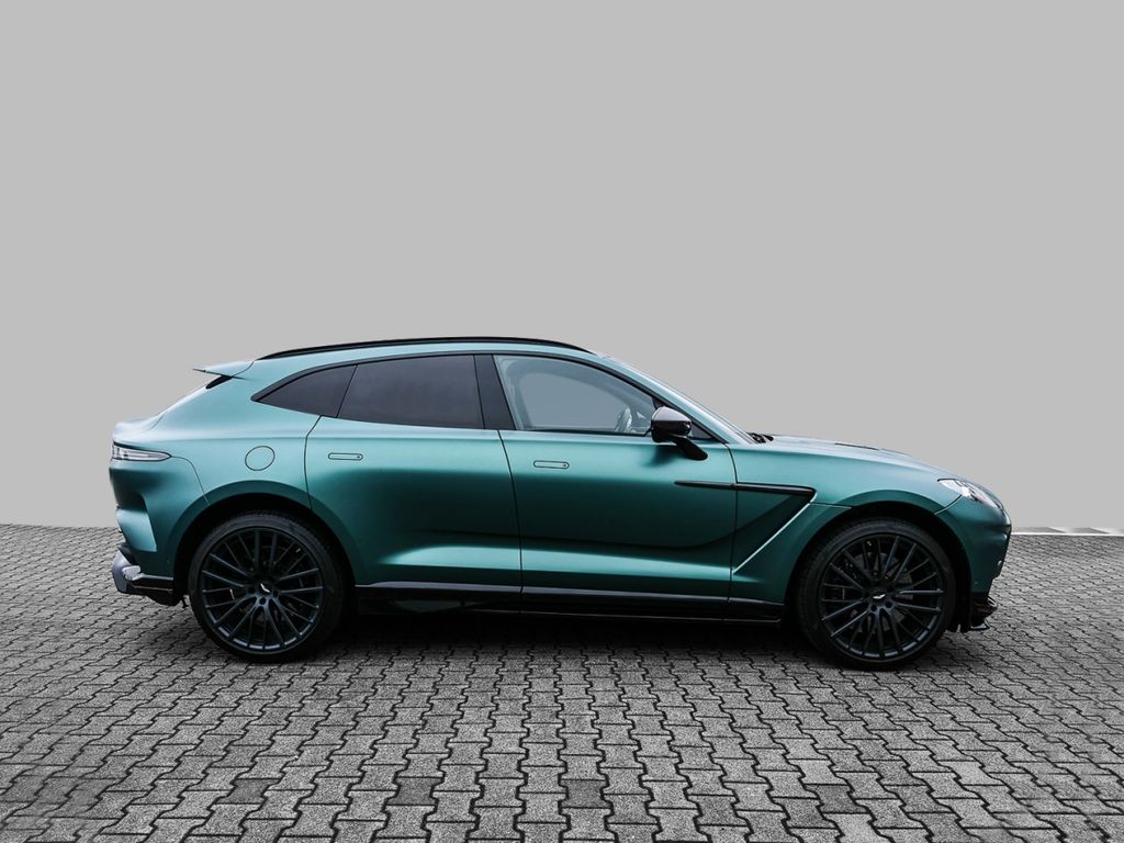 Aston Martin DBX Satin AM Racing Green