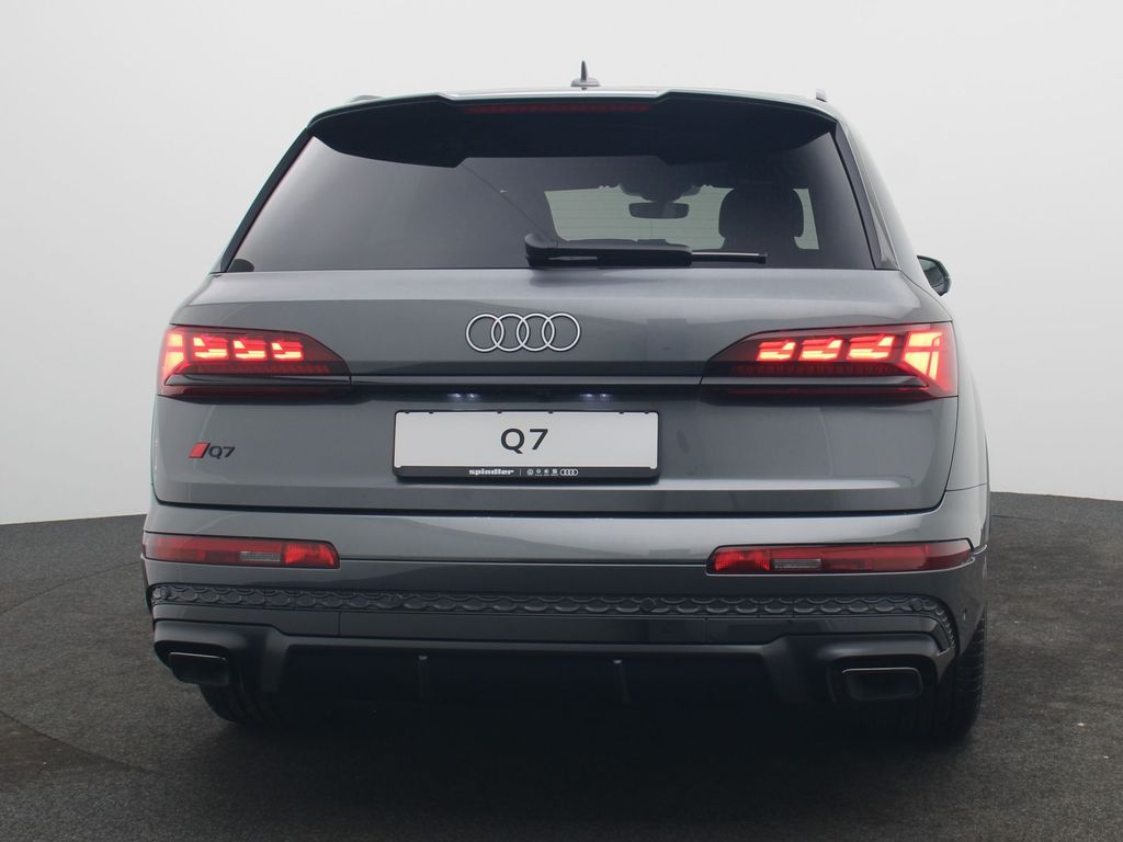 Audi Q7 SUV S-line 60 TFSIe Quattro