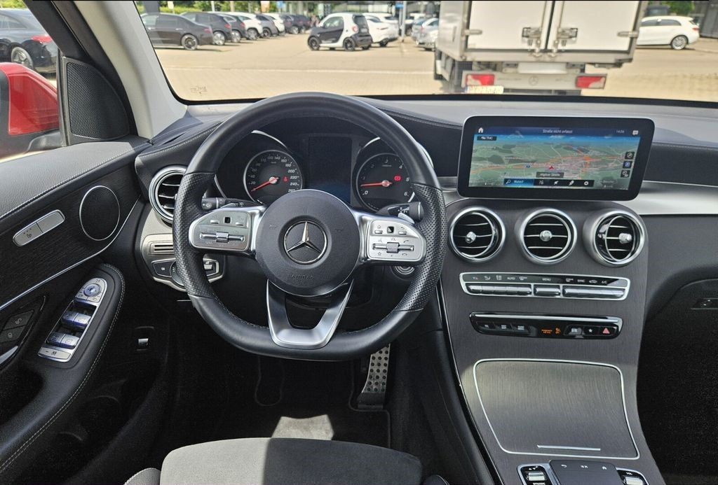 Mercedes-Benz GLC 400d 4M AMG Distronic