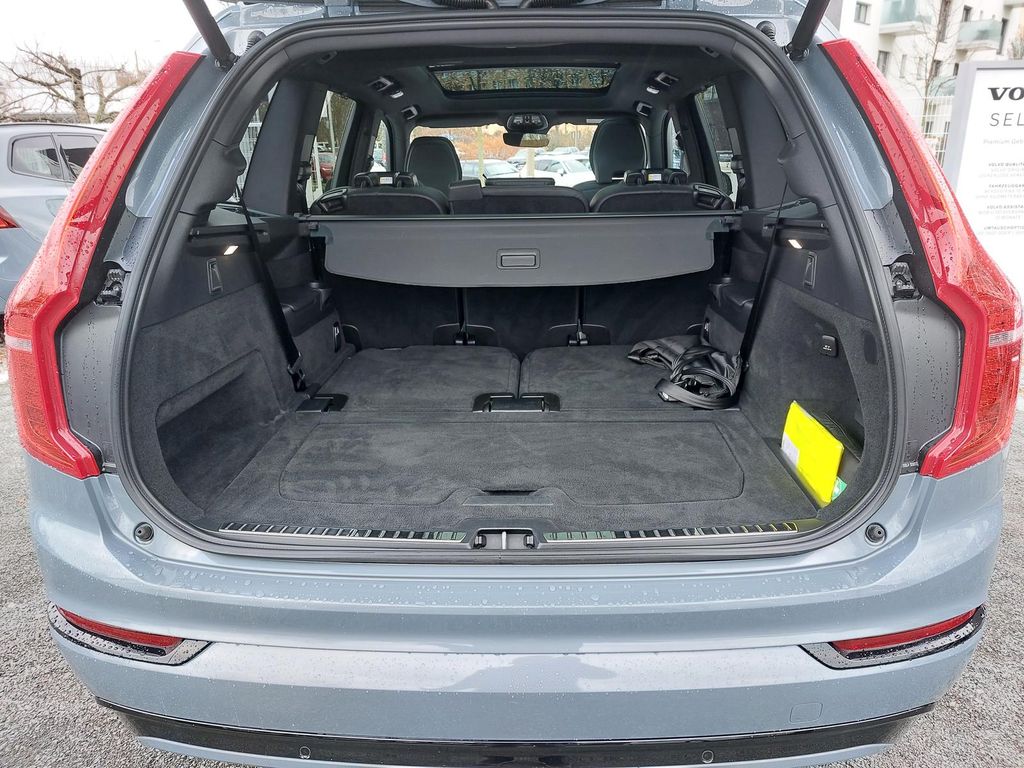 Volvo XC90 B5 AWD Plus Dark