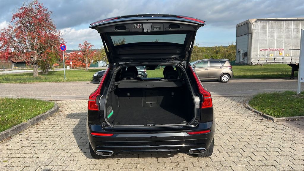 Volvo XC60 R Design AWD Pano.