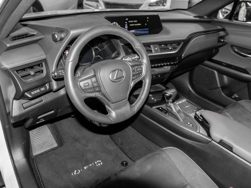 Lexus UX 250h Style Edition