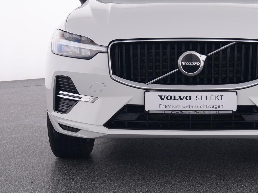 Volvo XC60 B4 Momentum Pro