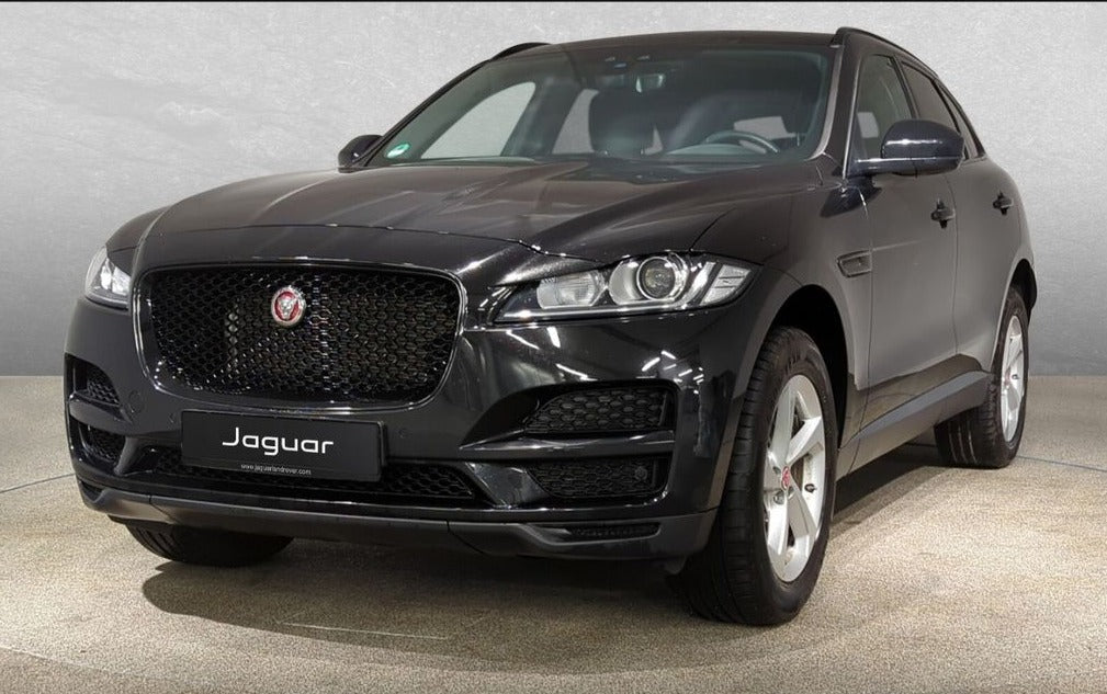 Jaguar F-Pace 25t Pure Black