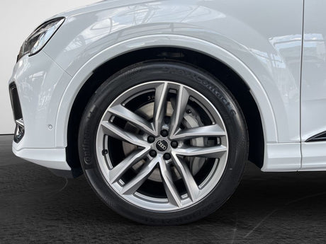 Audi Q7 SUV 55 TFSIe Quattro S line